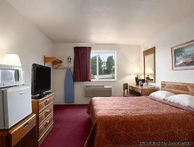 Quality Inn 2*